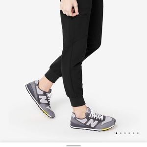 Figs Zimora Jogger Scrub Pants